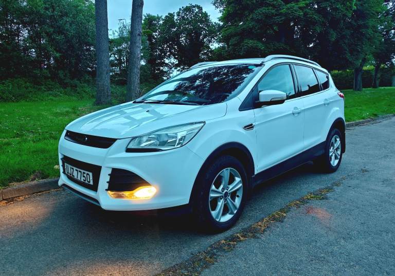 Ford, KUGA, Hatchback, 2013, Manual, 1997 (cc), 5 doors