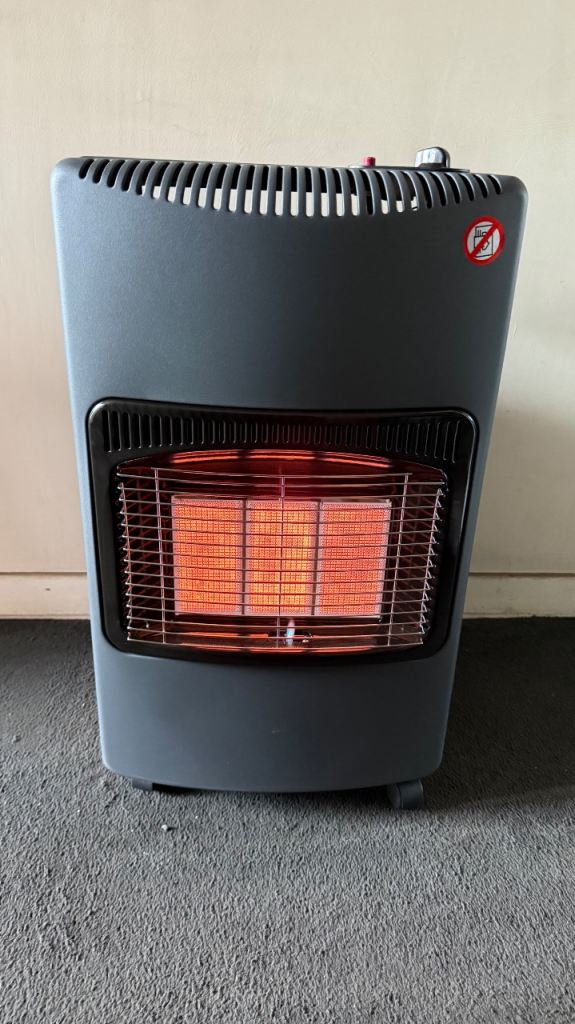 Portable Gas Fire Heater Brand New & Still Boxed 4.2kw Output + FULL 15kg Bottle of Gas