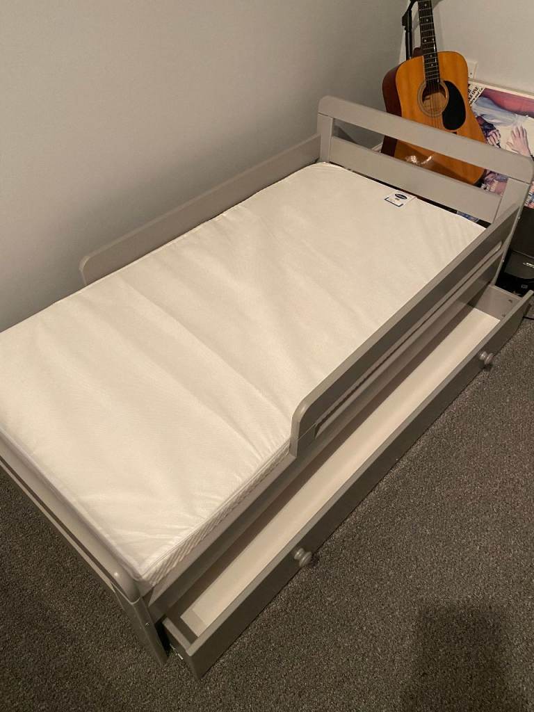 COT BED WITH EXTRAS