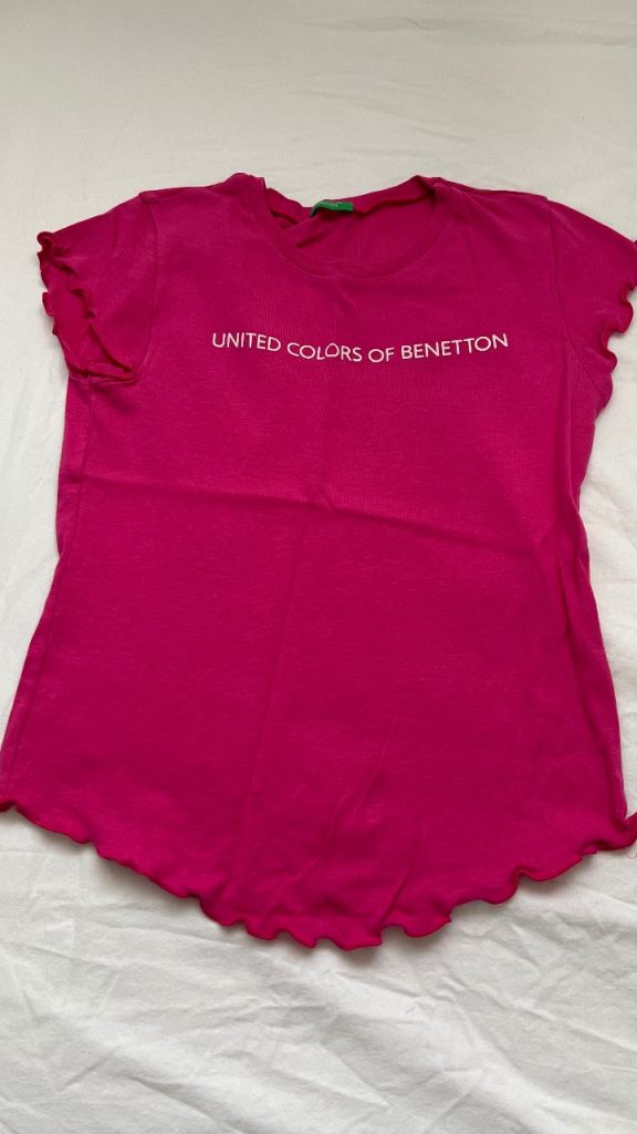 United Colors of Benetton Pink T-Shirt – Good Condition