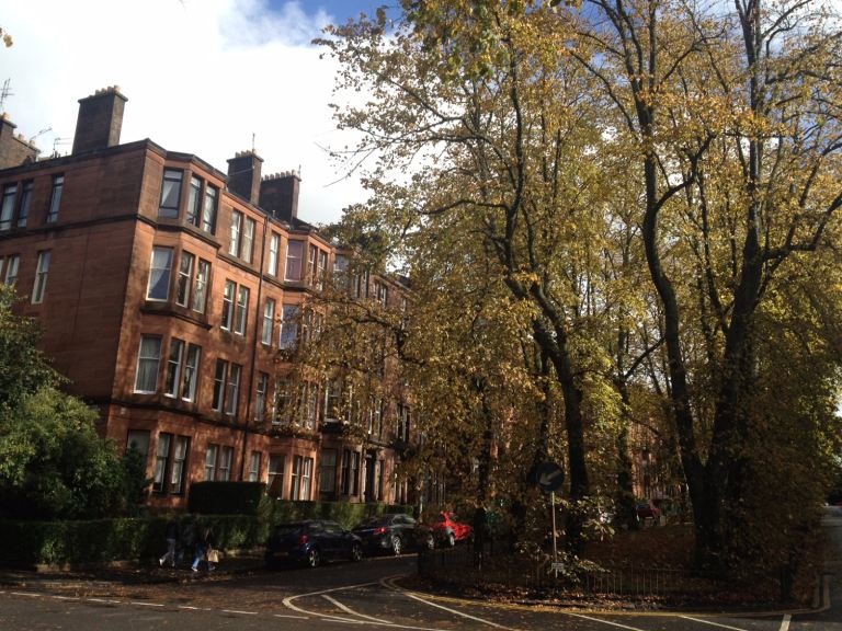 An Unfurnished, traditional well-kept, two bedroom flat settled upon Queensborough Gardens