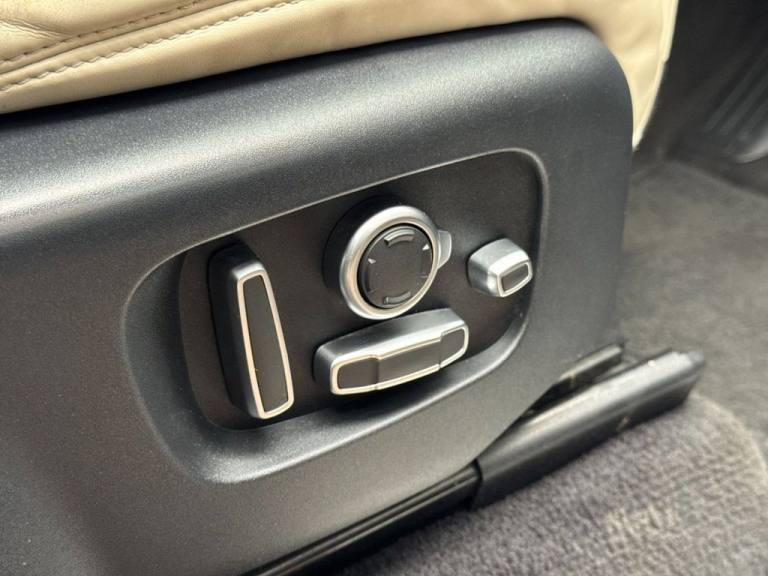 2018 Land Rover Range Rover Sport 3.0 SD V6 Autobiography Dynamic SUV 5dr Diesel Auto 4WD Euro 6 ...