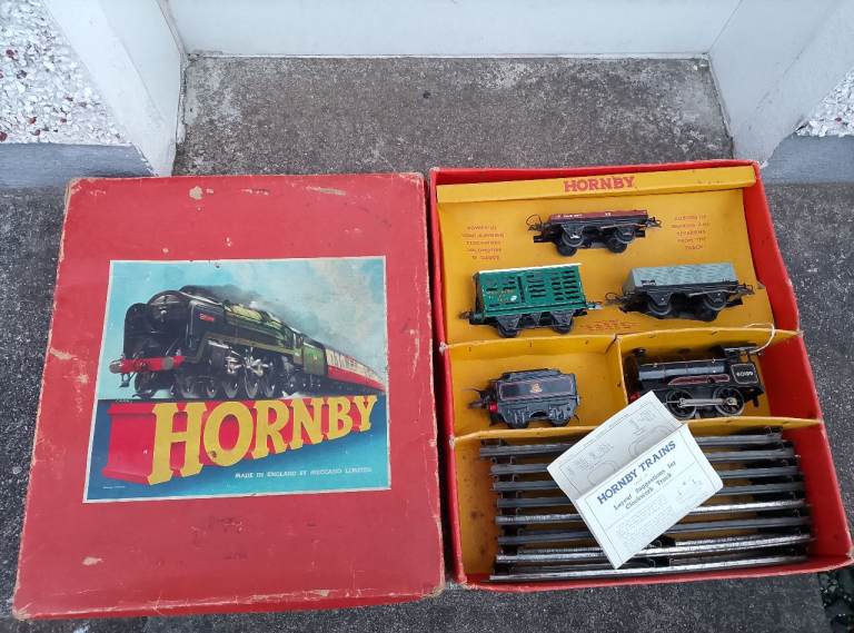 Hornby Train Goods Set No. 55 - Clockwork Gauge O
