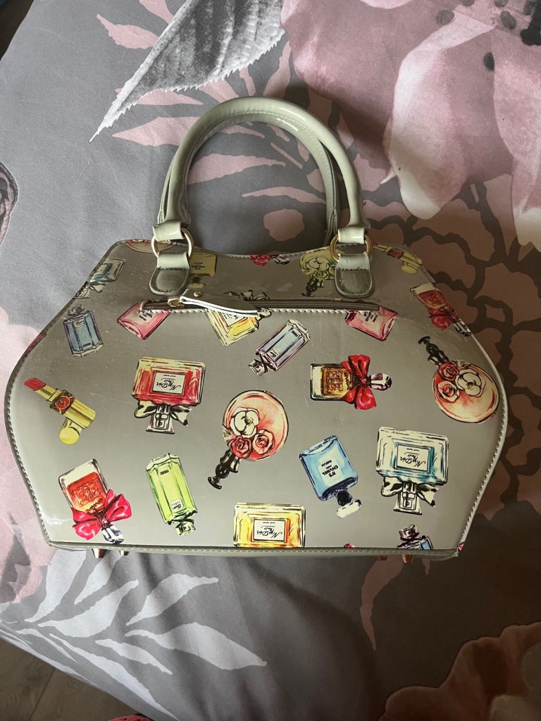 Unusual bag and purse 