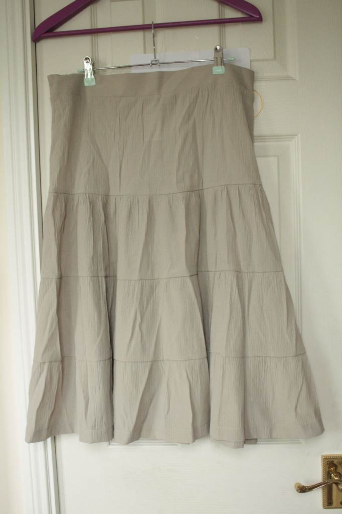 Women's Damart Light Brown Half Elasticated Waist Skirt size 18
