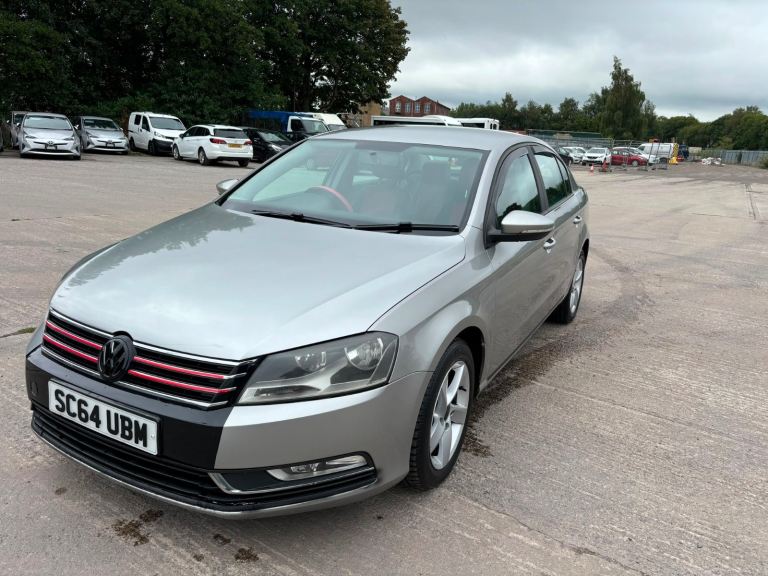 Volkswagen, PASSAT, Saloon, 2014, Manual, 1598 (cc), 4 doors