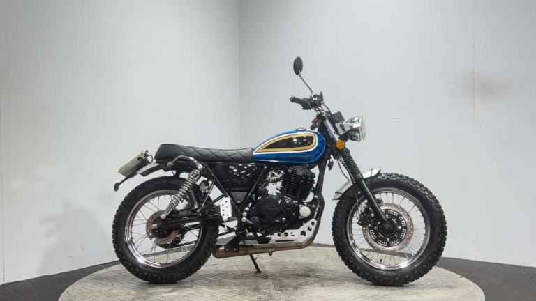 Mutt Super-4 2022 500 MILES GREAT CONDITION BIKE SCRAMBLER 250CC SINGLE