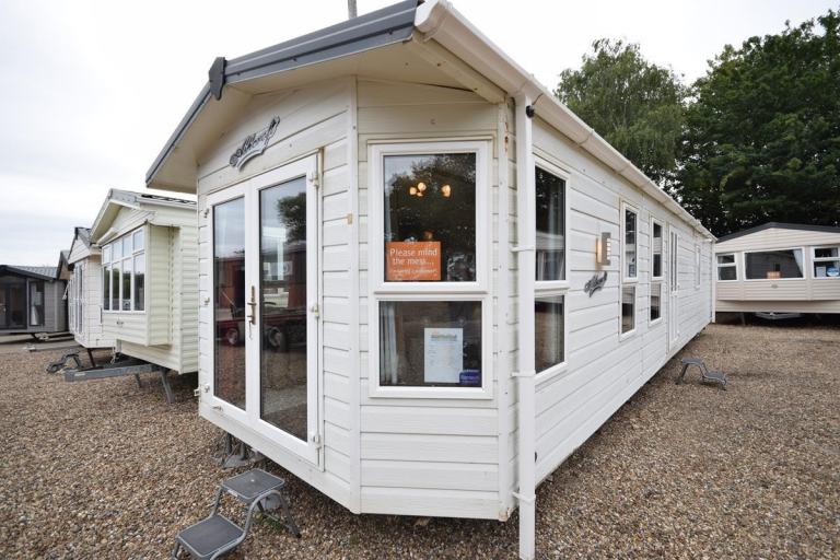 2010 ABI Ashcroft | 38x12 Static Caravan | 2 beds | OFF SITE Mobile Homes