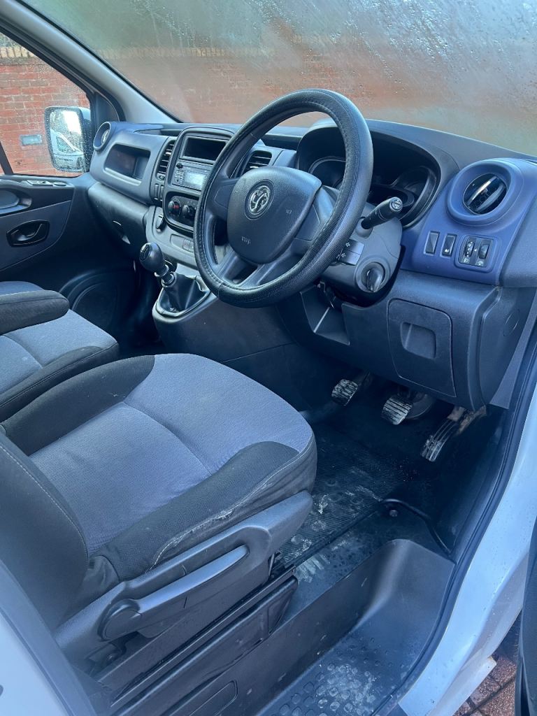2014 Vauxhall Vivaro 2.7t 1.6 CDTi Swb  NO VAT TO PAY facelift model 64 FULL MOT Colour Coded Body 