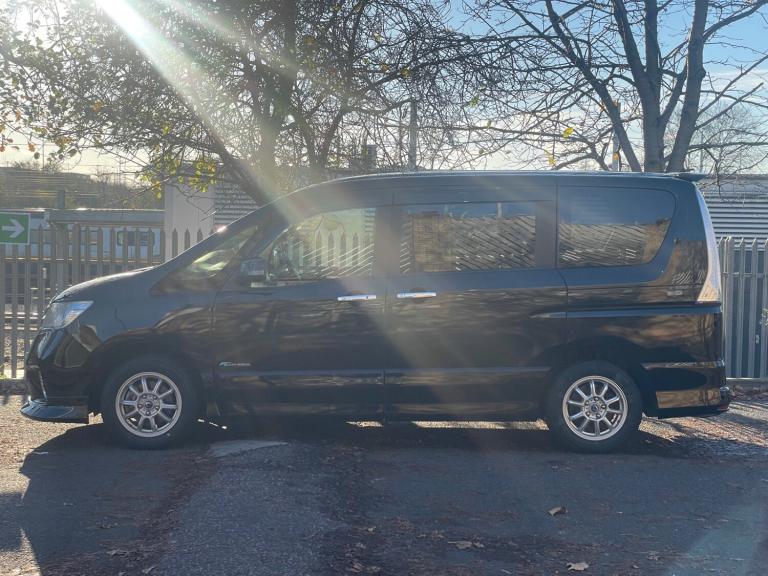 2013 Nissan Serena HIGHWAY STAR MPV Petrol Manual