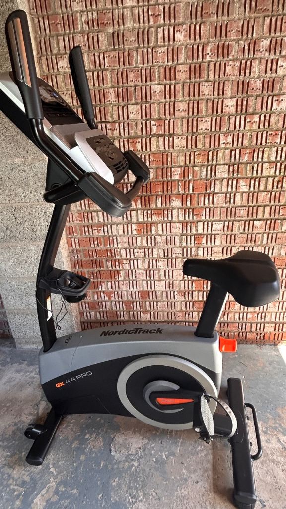NordicTrack GX 4.4 Pro Exercise Bike - Great Condition