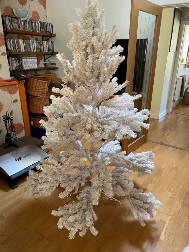 Artificial Christmas Tree 