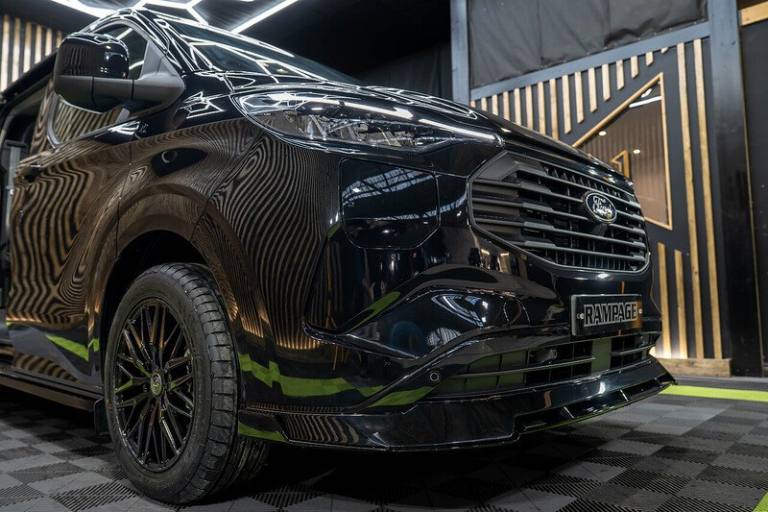  Ford Transit Custom 320 Limited L2 2.5L Auto Plug-in Hybrid Crew Cab HYBRID Automatic