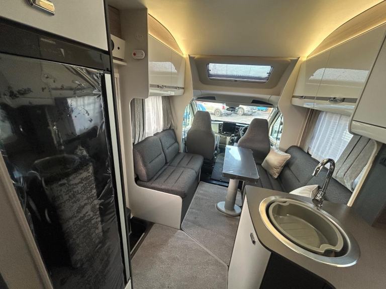 Swift Voyager 594 FORD TRANSIT 350 CAMPER L5H1 SK ECOBLUE DIESEL MANUAL 2025/25