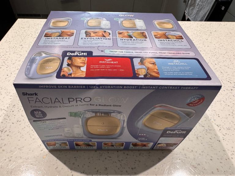 SHARK FACIAL PRO GLOW FULLY BOXED AS NEW