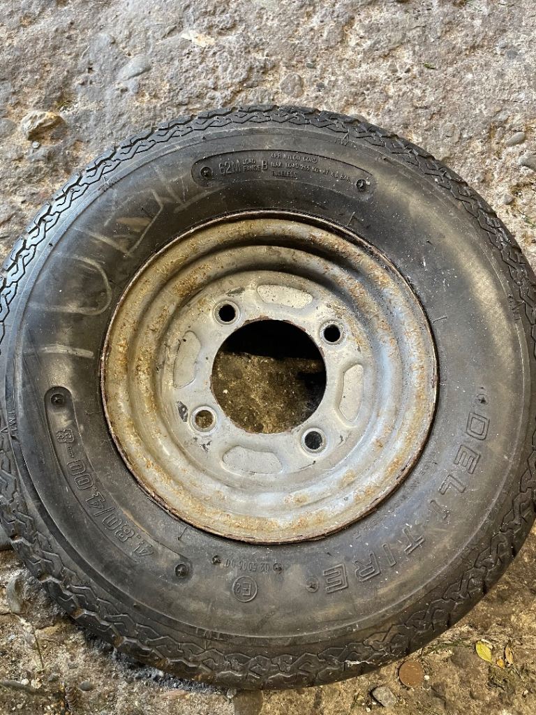 Trailer wheels