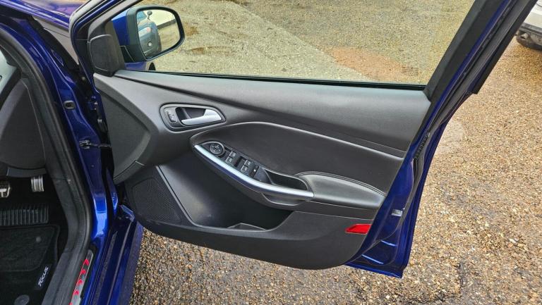 2017 Ford Focus 2.0T EcoBoost ST-3 5dr HATCHBACK Petrol Manual