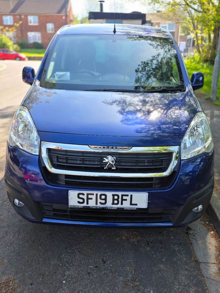 Peugeot, PARTNER TEPEE, MPV, 2019, Manual, 1560 (cc), 5 doors