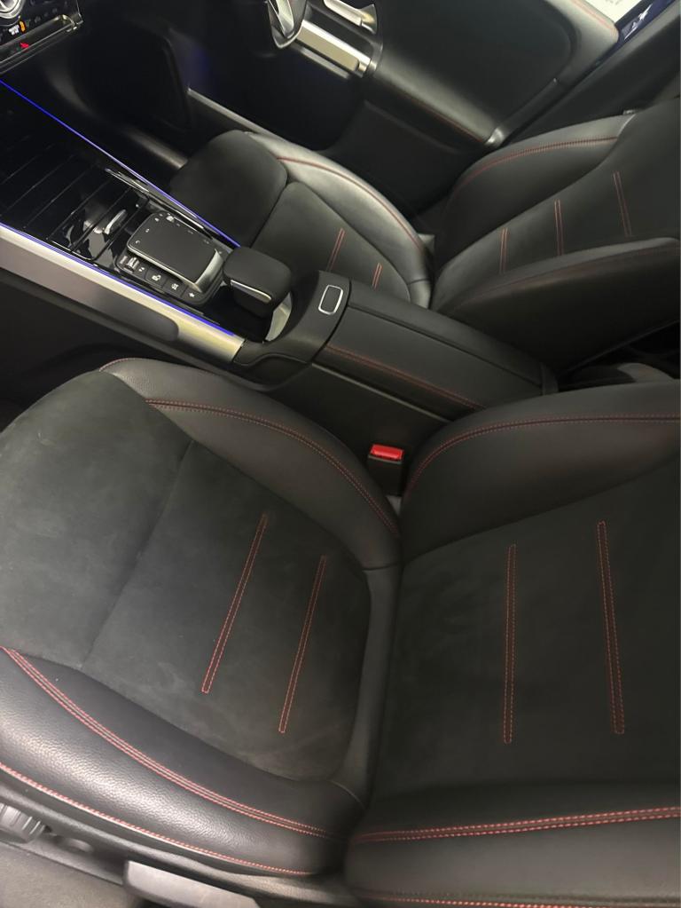 2023 Mercedes-Benz GLB 1.3 GLB200 AMG Line Night Edition (Premium Plus) SUV 5dr Petrol 7G-DCT Eur...