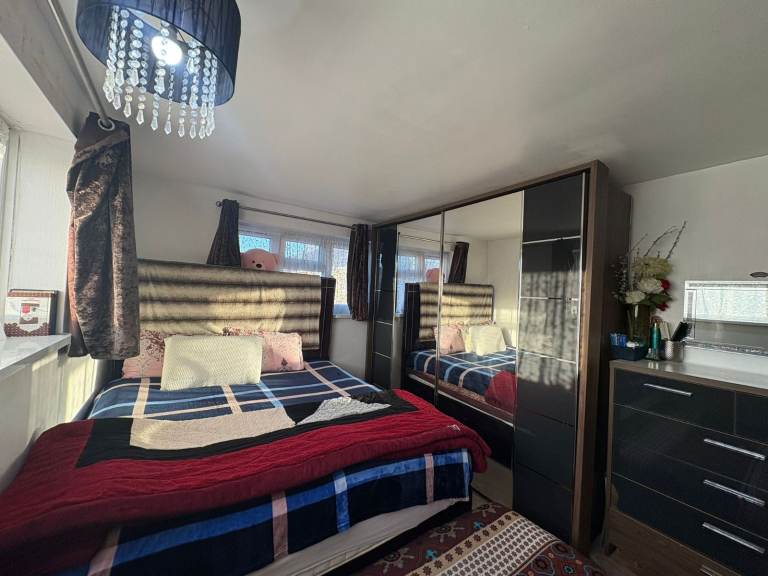 2 Bed Semi detached House for Rent ,Usk Road,Rg30