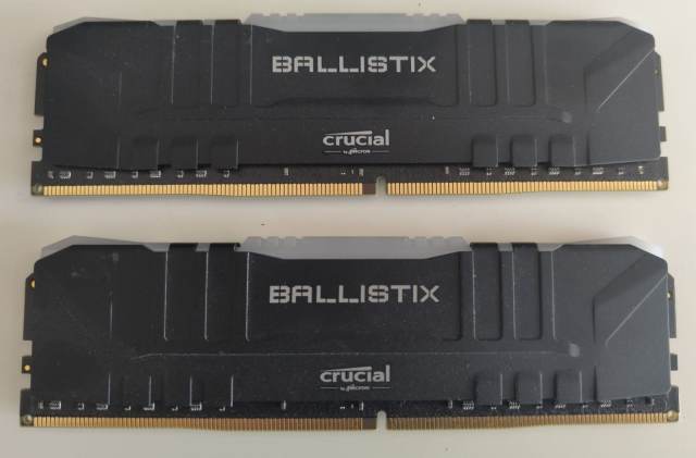 Crucial Ballistix RGB DDR4 RAM 32GB (2x16GB) Gaming Memory