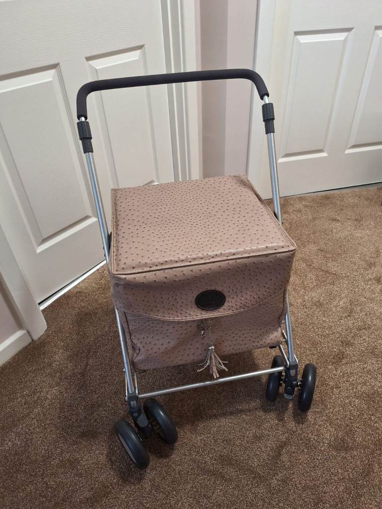 'Sholley' shopping trolley
