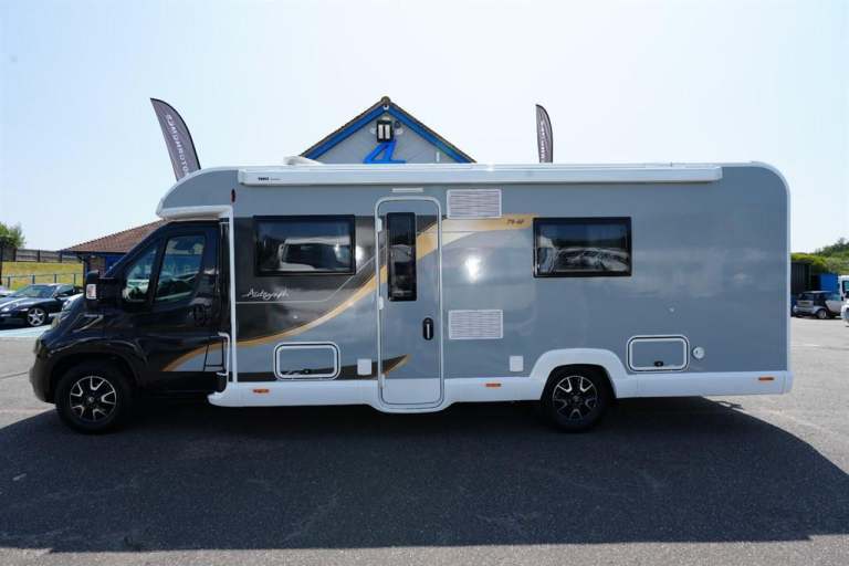 Bailey Autograph 79-4 F PEUGEOT 4 BERTH 4 TRAVEL SEAT MOTORHOME