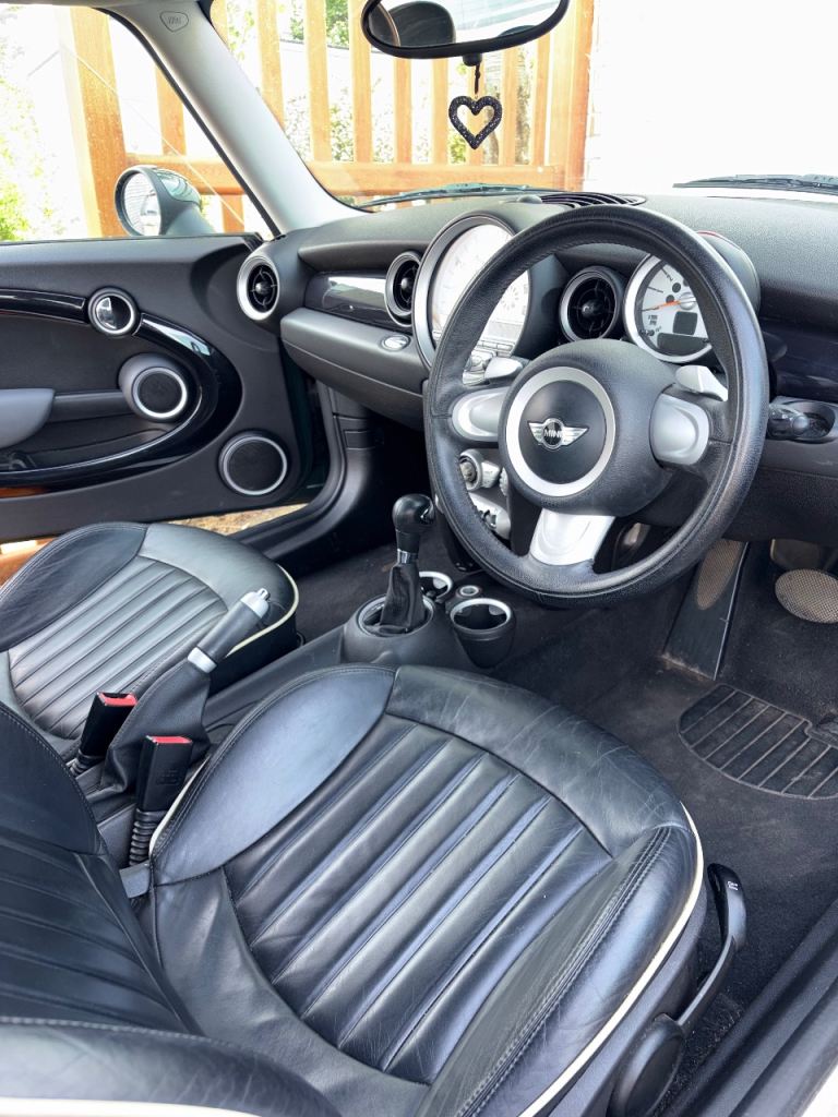 Mini, HATCHBACK, Hatchback, 2007, Semi-Auto, 1598 (cc), 3 doors