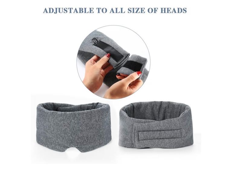 Sleep mask with earplugs ( brand new)
