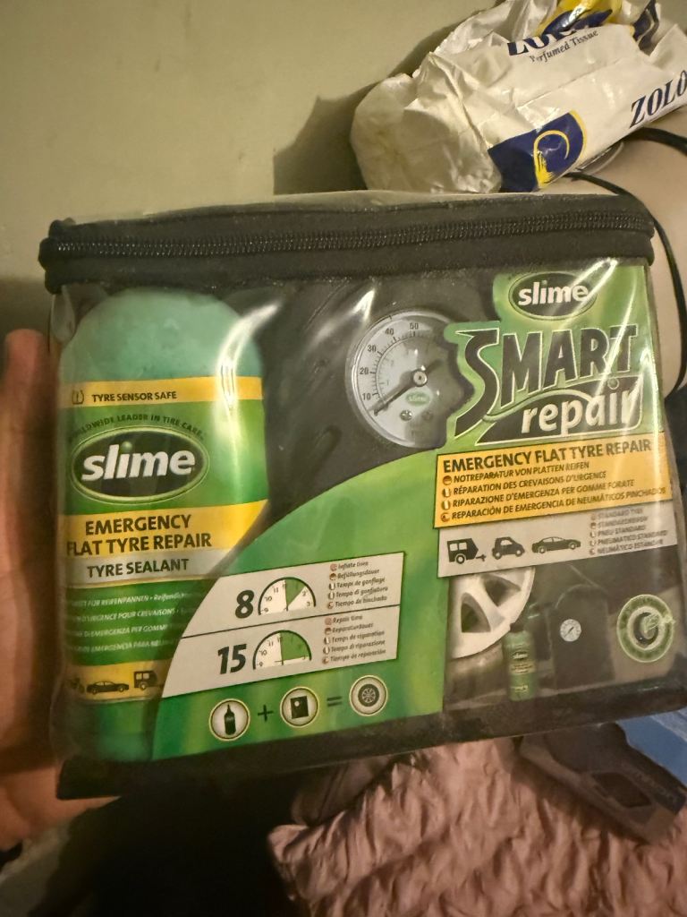 Slime Smart Emergency Flat Tyre Repair Puncture Air Compressor & Sealant Kit