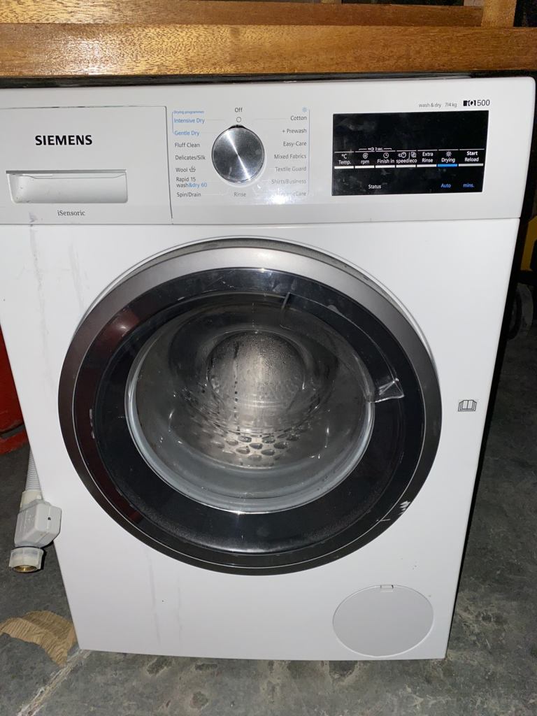 Siemens iQ500 7kg Wash 4kg 1500rpm Dry Freestanding Washer Dryer