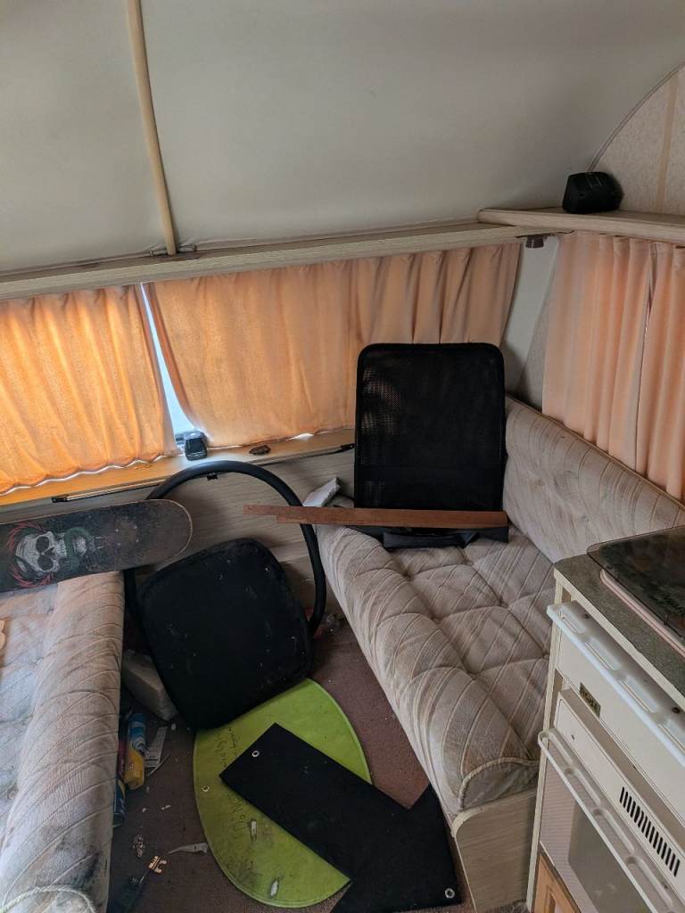 Caravan (Ace Pioneer)