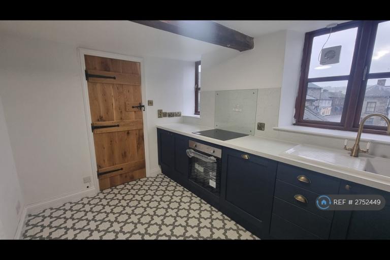 2 bedroom flat in Belmont Road, Hay-On-Wye, HR3 (2 bed) (#2752449)