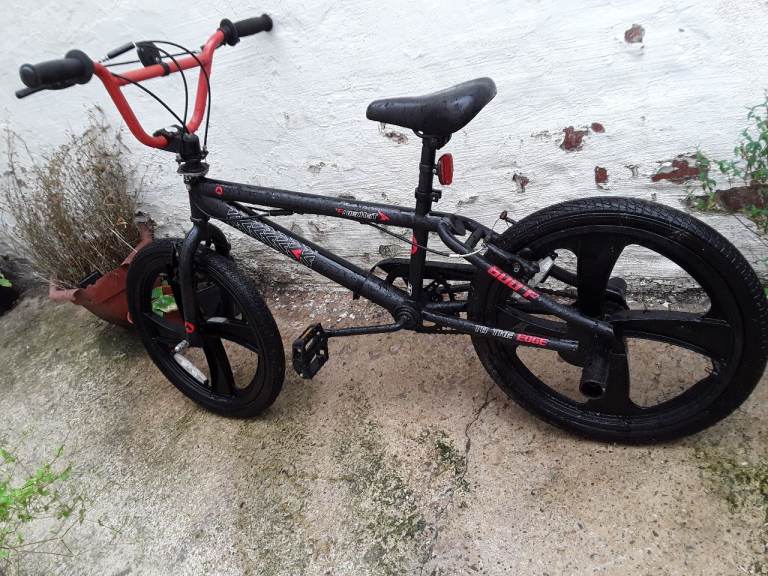 Bmx farenheit 600 airwalk bike matt black good condition 