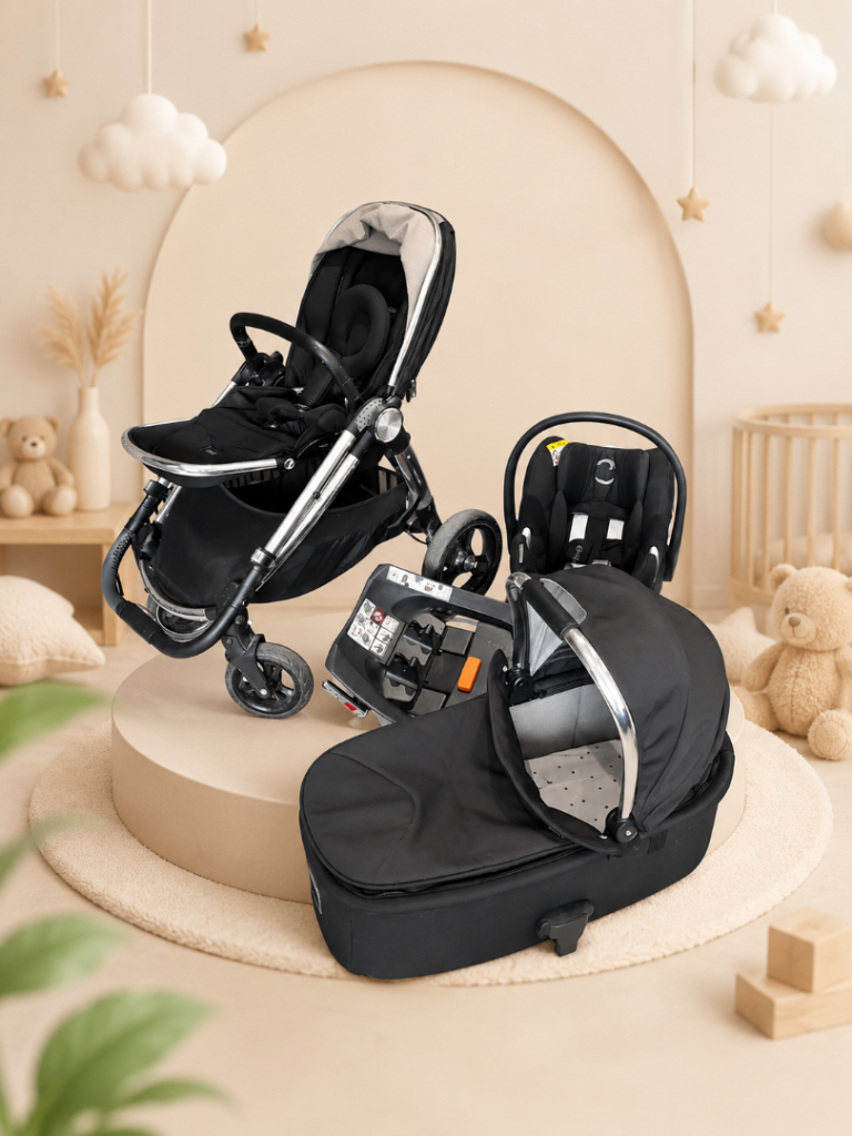 Mamas & Papas Ocarro Pram Bassinet and full car seat Loads of extras