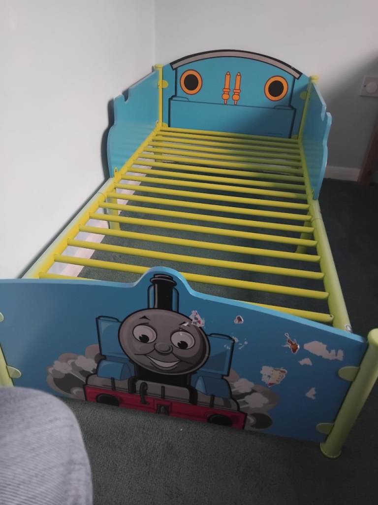 Childs thomas the tank engine bed
