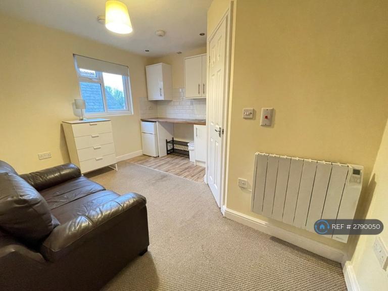 1 bedroom in Hagley Road, Birmingham, B17 (#2790050)
