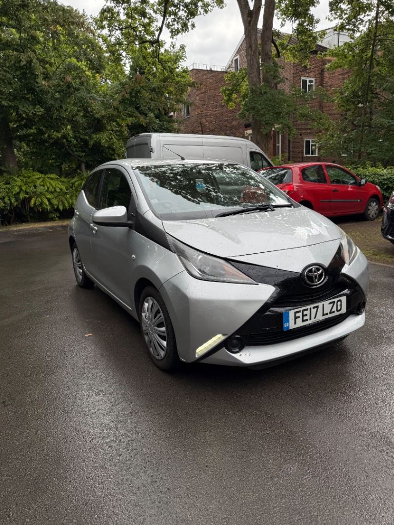Toyota, AYGO, Hatchback, 2017, Manual, 998 (cc), 5 doors