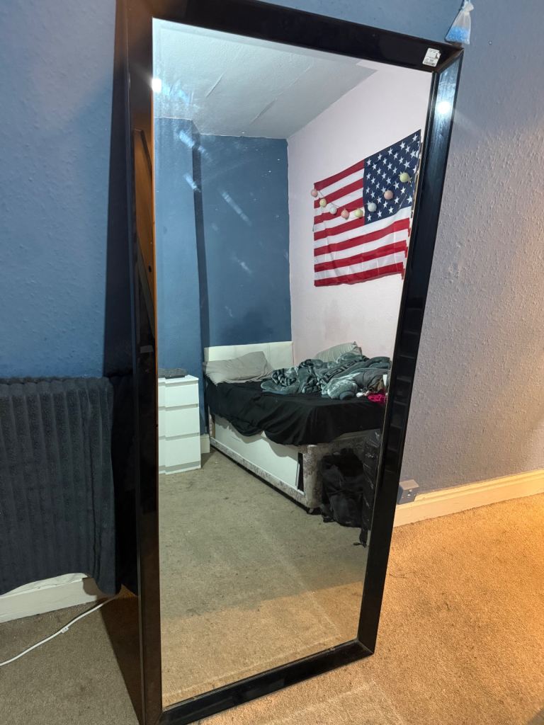 Big mirror for sale in good condition only collection available 