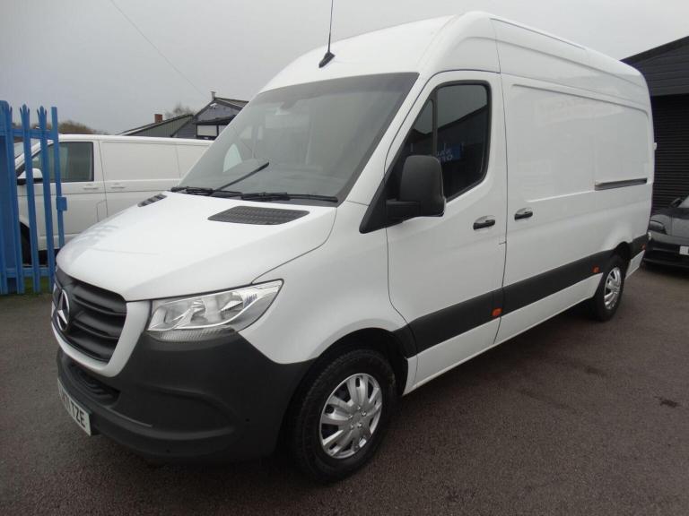 MERCEDES-BENZ SPRINTER 2.0 317 CDI Premium RWD L2 H2 Euro 6 (s/s) 5dr 2021