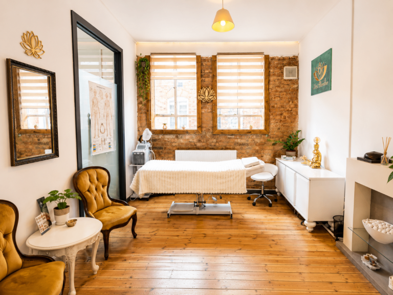 Beauty Room | Office | Creative Space | Workspace to Rent In Mile End East London E3