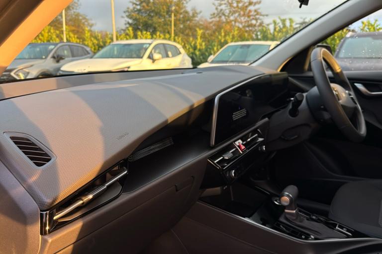  Kia Niro Hybrid 1.6h Gdi 2 Suv 5dr Petrol Hybrid Dct Euro 6 s/s 127 Bhp