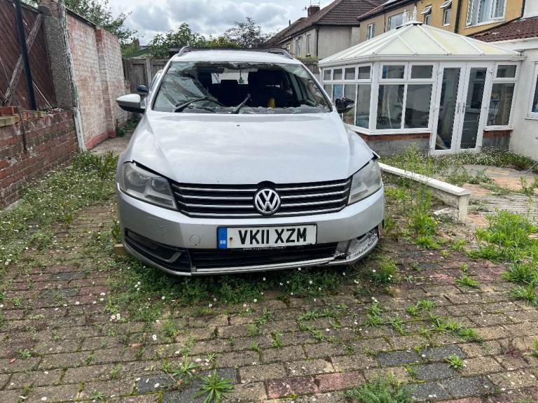 Volkswagen, PASSAT, Estate, 2011, Manual, 1968 (cc), 5 doors