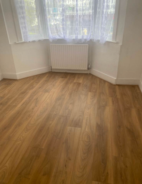 Modern 4 -Bedroom House | Renovated | Fitted Kitchen | Parking | Seven Sisters, London - N15