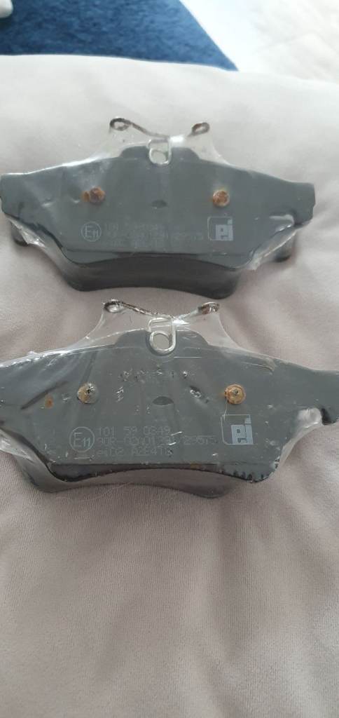 Volvo S40 T5 front brake pads