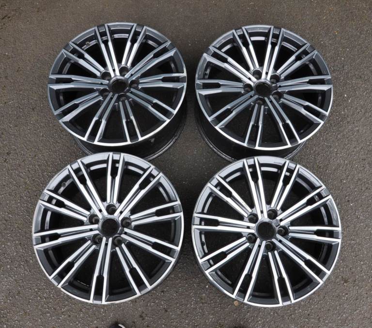 BMW 790M 18" alloys wheels - full set