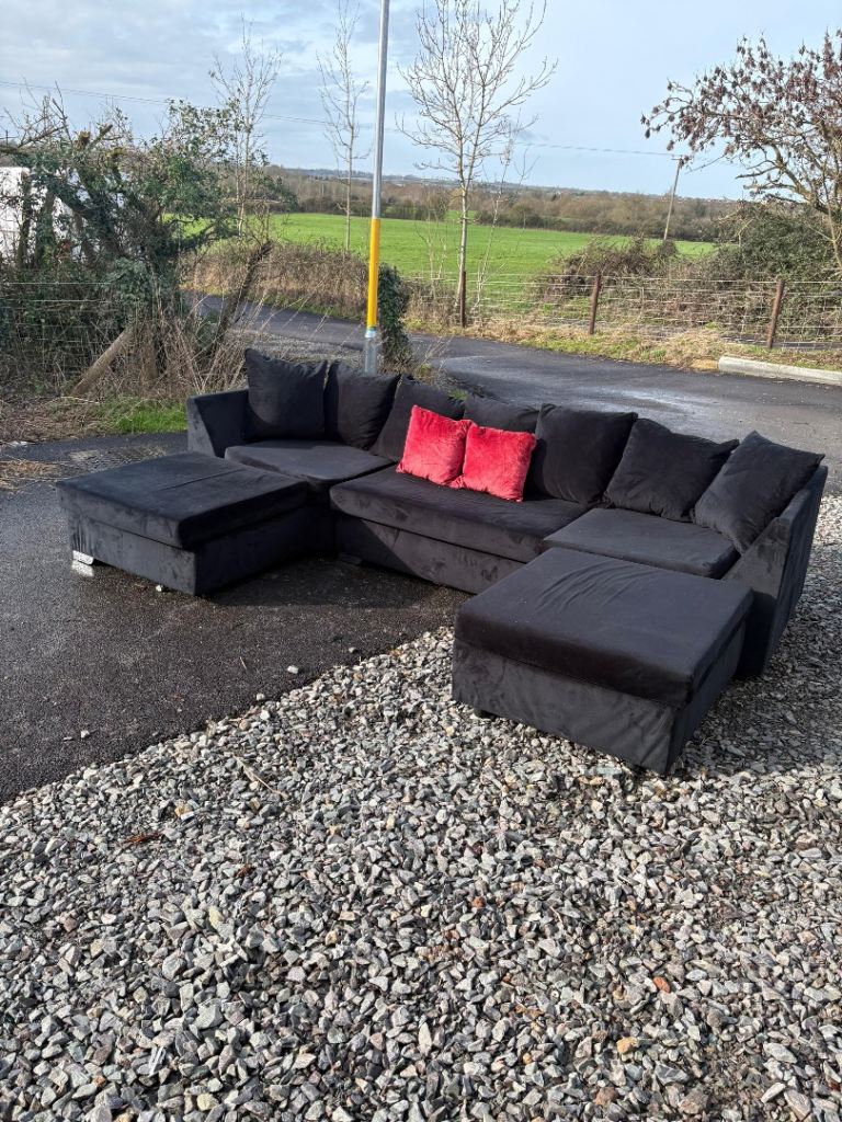 Black mamba U shape corner sofa