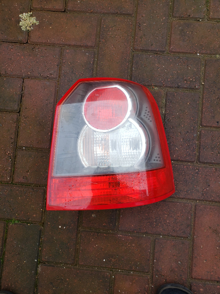 Rover highlander rear light. RH  2006-10 