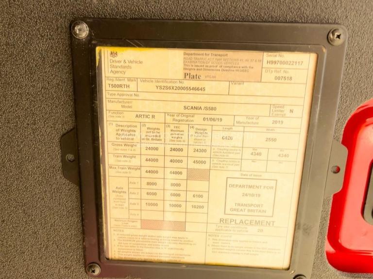 2019 (19) SCANIA S580 6X2 MIDLIFT HIGH CAB V8