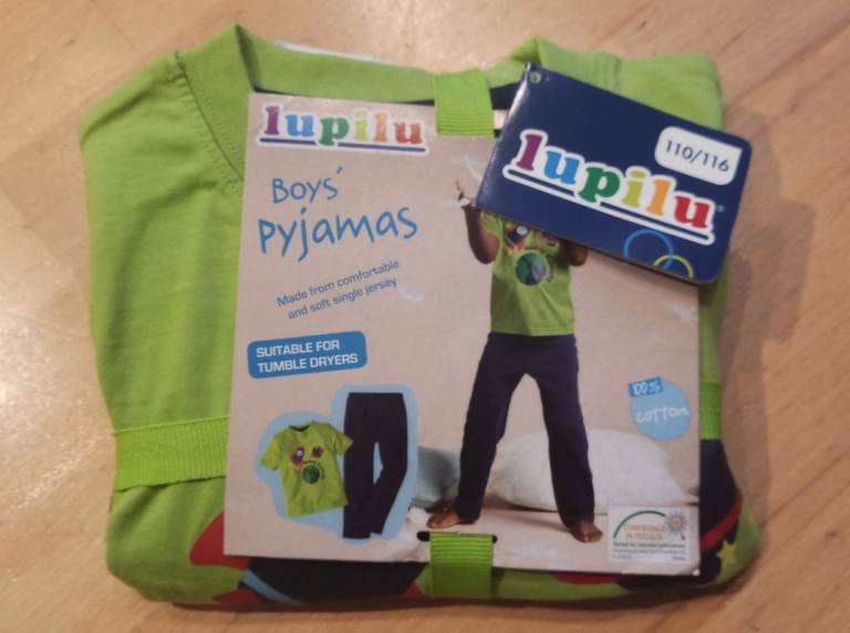 Brand new boys pyjamas size 4-6years old(110-116)